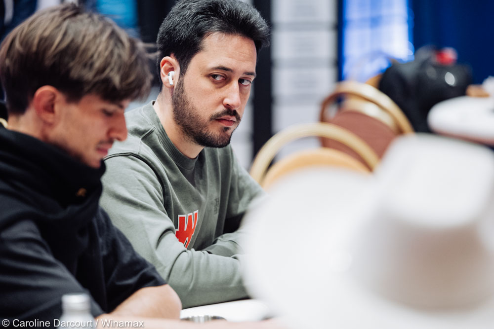 Adri&aacute;n Mateos